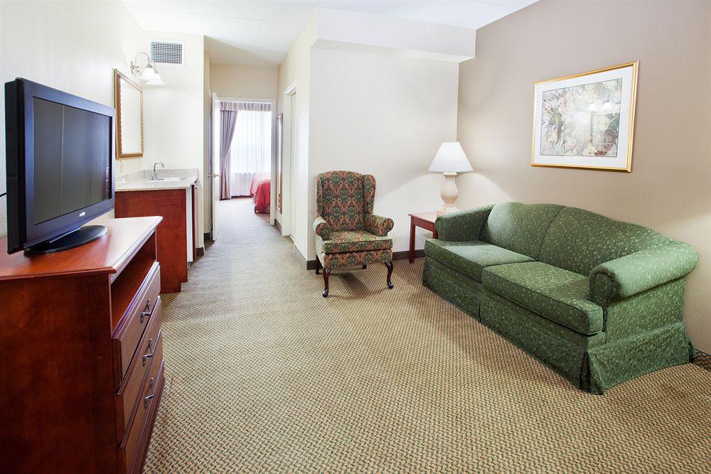 Holiday Inn Express & Suites Atlanta Ne- Duluth By Ihg Екстериор снимка